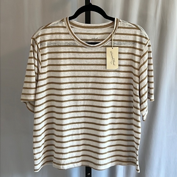 Women’s Universal Threads boxy crop top size 2x large tan & white stripes NEW - Picture 5 of 7